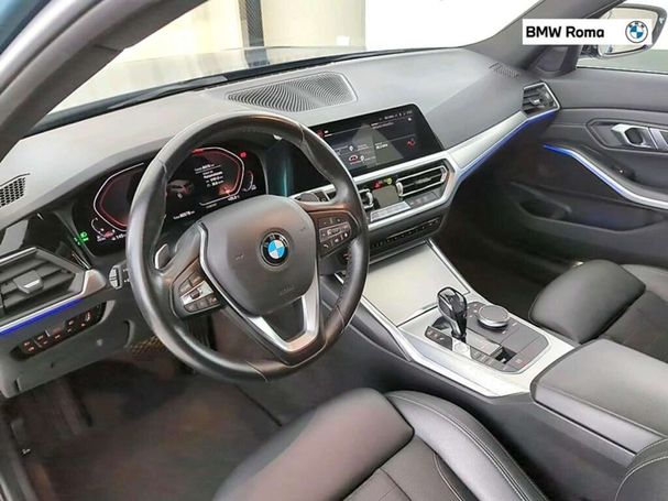 BMW 320d Touring 140 kW image number 9