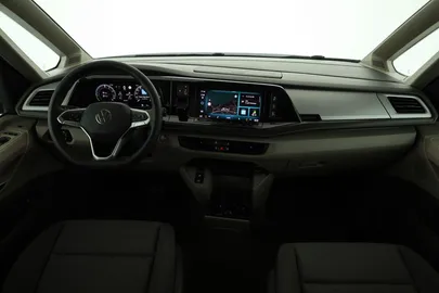Car image 30