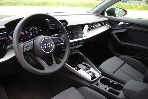 Audi A3 35 TFSI S tronic 110 kW image number 7