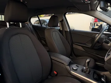 Car image 45