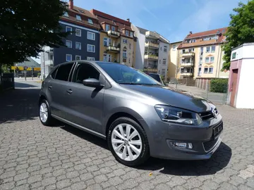 Car image 3