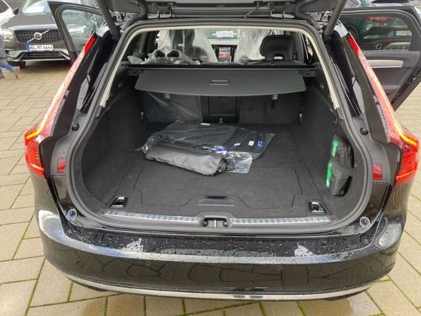 Volvo V90 B4 Plus 145 kW image number 21