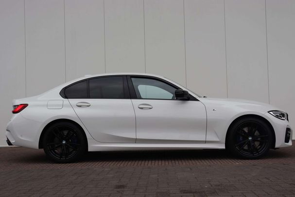 BMW 330i 190 kW image number 3