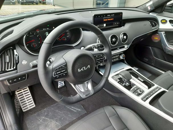 Kia Stinger 3.3 AWD GT 269 kW image number 7