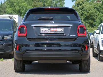 Car image 29