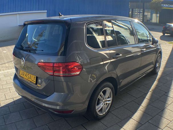 Volkswagen Touran 1.2 TSI BlueMotion Trendline 81 kW image number 2