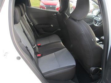 Car image 12