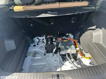 Car image 33