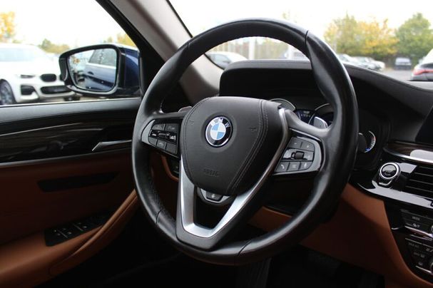 BMW 530i Touring Luxury Line 185 kW image number 8