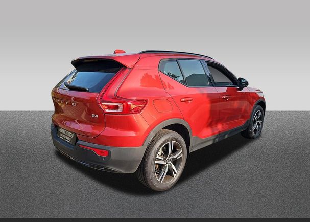 Volvo XC40 B4 Plus Dark 145 kW image number 2