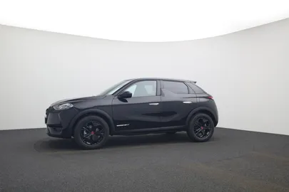 Car image 22