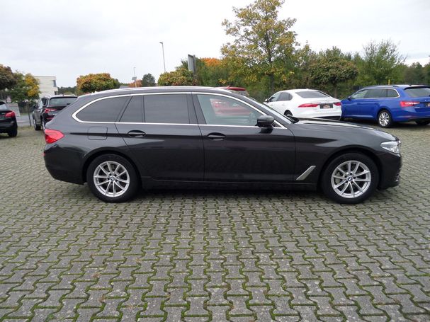 BMW 530d Touring xDrive 195 kW image number 3