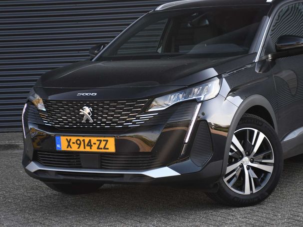 Peugeot 5008 1.2 Hybrid 100 kW image number 1