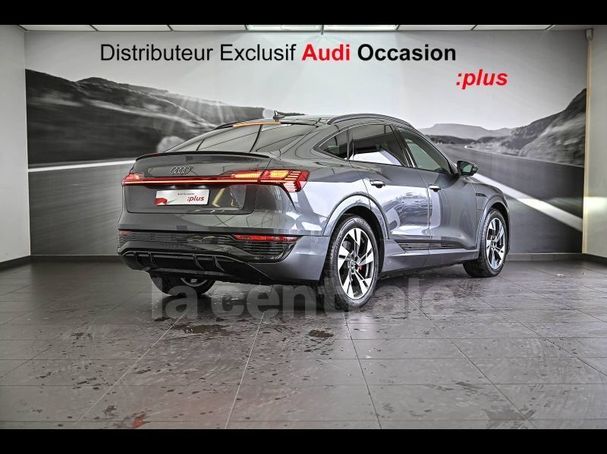 Audi Q8 50 quattro e-tron S-line 300 kW image number 4