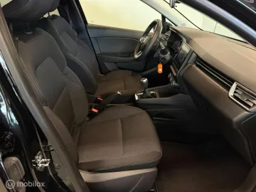 Car image 34