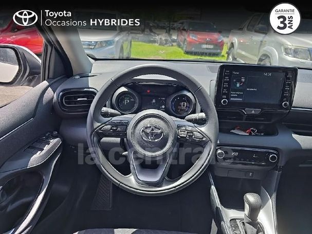 Toyota Yaris Hybrid 85 kW image number 7