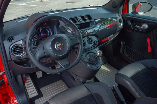 Abarth 695 140 kW image number 16