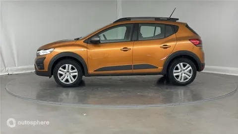 Car image 2