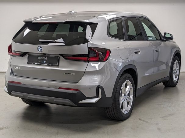 BMW iX1 xDrive30 230 kW image number 5