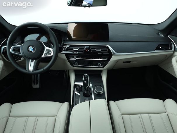 BMW 530d Touring xDrive 210 kW image number 8