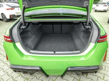 Car image 28