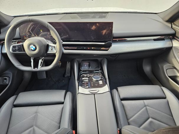 BMW 520d xDrive 145 kW image number 14