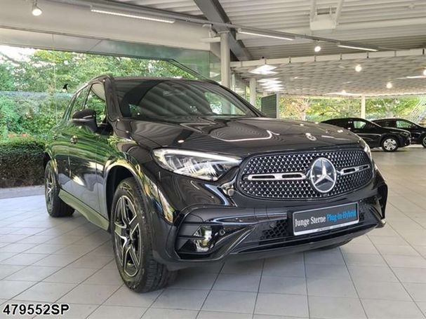 Mercedes-Benz GLC 300 e AMG 230 kW image number 2