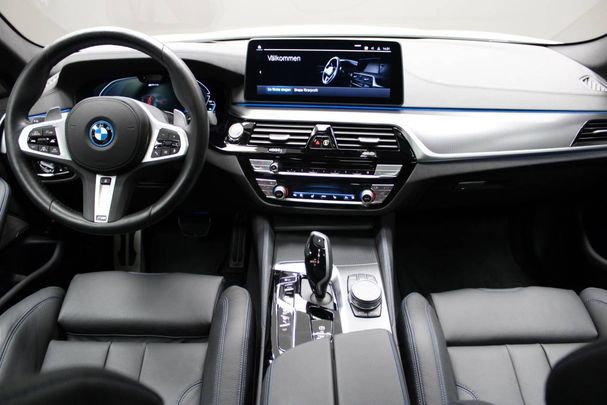 BMW 530 xDrive 216 kW image number 12