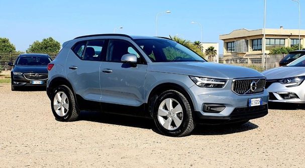 Volvo XC40 D3 Geartronic 110 kW image number 2