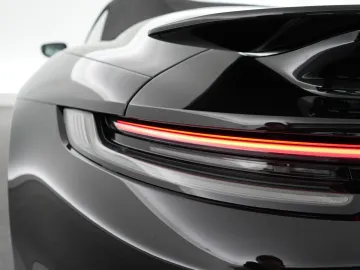 Car image 38
