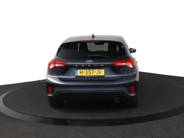 Car image 45