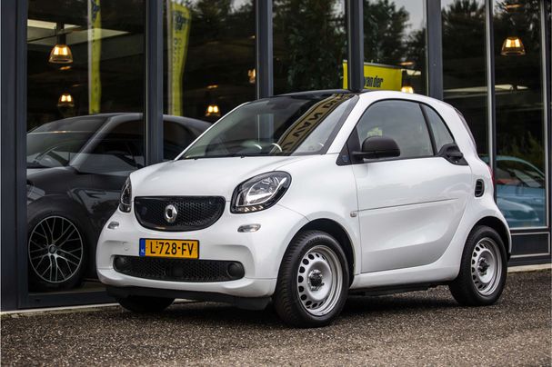 Smart ForTwo EQ 60 kW image number 11