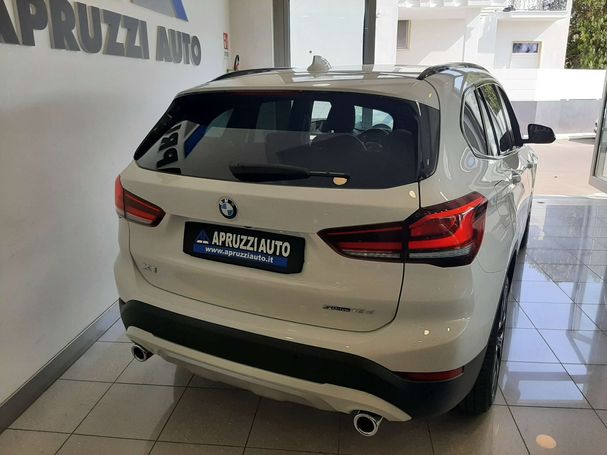 BMW X1 sDrive18d xLine 110 kW image number 20