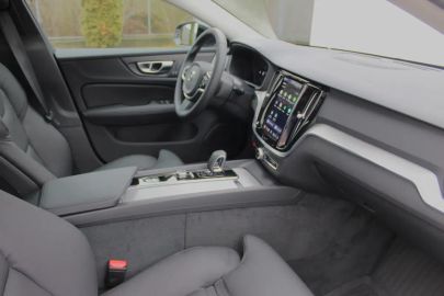 Car image 40