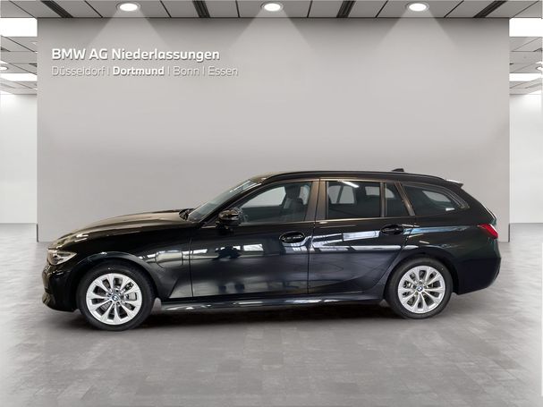 BMW 330e Touring 215 kW image number 5