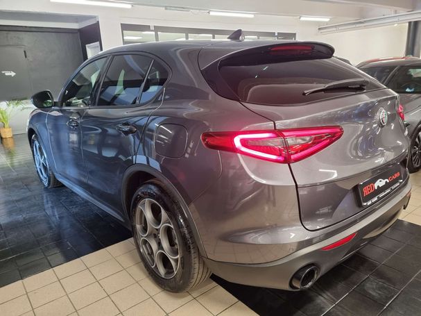 Alfa Romeo Stelvio 2.2 118 kW image number 5