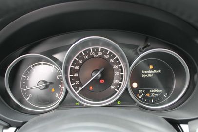 Car image 21