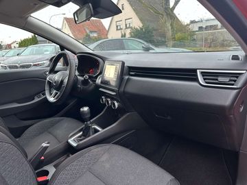 Car image 25