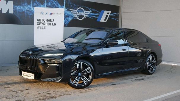 BMW i7 xDrive60 400 kW image number 1