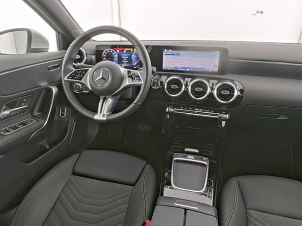 Mercedes-Benz A 250 165 kW image number 4