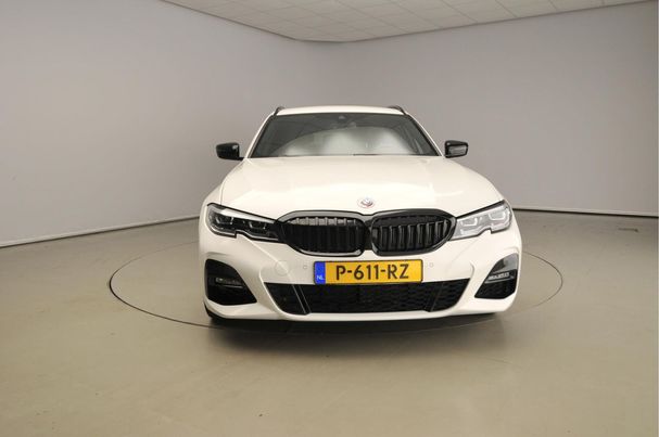 BMW 320 e Touring M Sport 150 kW image number 2