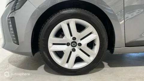 Car image 20