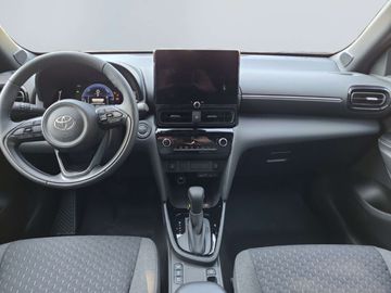 Car image 9