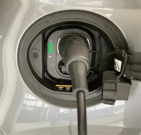 Car image 29