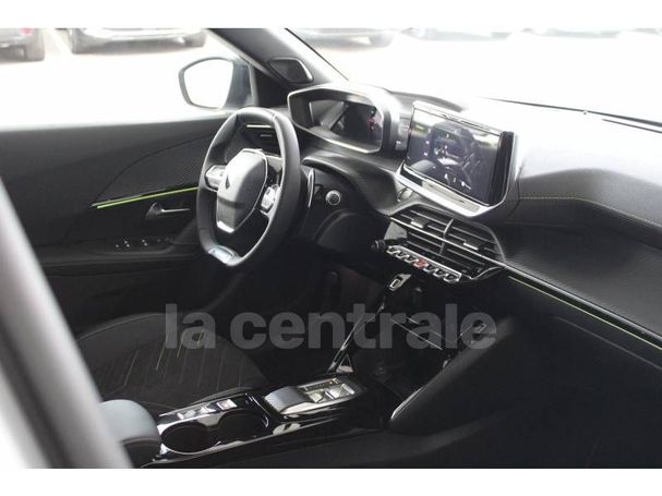 Peugeot 2008 PureTech 130 96 kW image number 17