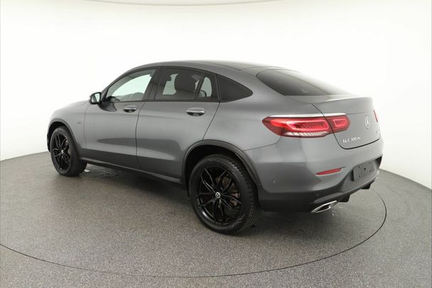 Mercedes-Benz GLC 300 de 4Matic 225 kW image number 4