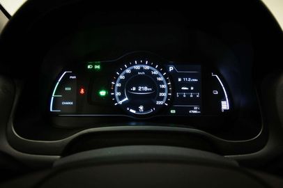 Car image 28