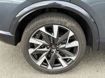 Car image 35