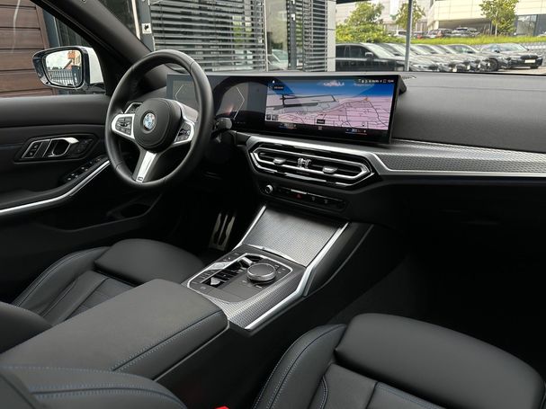 BMW 330i M xDrive 180 kW image number 26