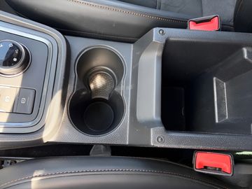 Car image 25